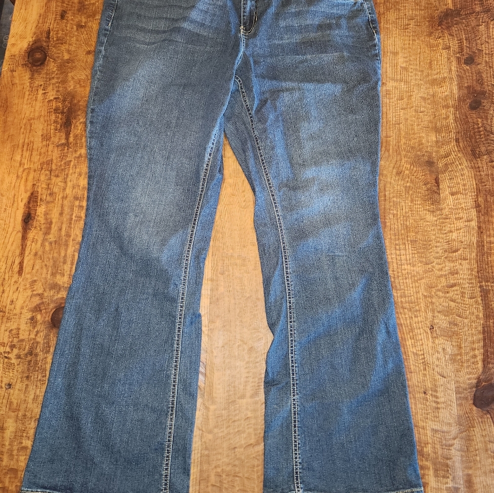 CATO high-rise bootcut jeans 18W